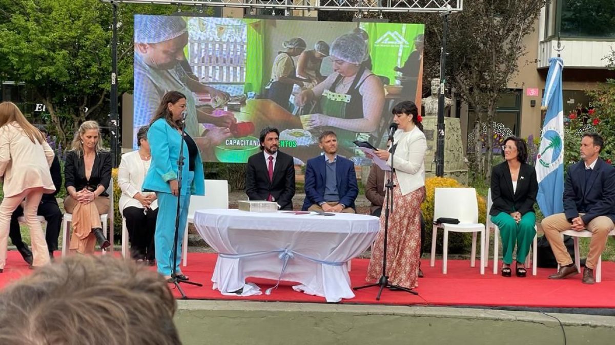 Saloniti, funcionarios y concejales asumieron sus cargos para el período 2023-2027