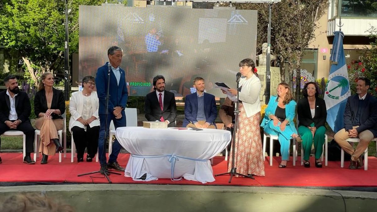 Saloniti, funcionarios y concejales asumieron sus cargos para el período 2023-2027