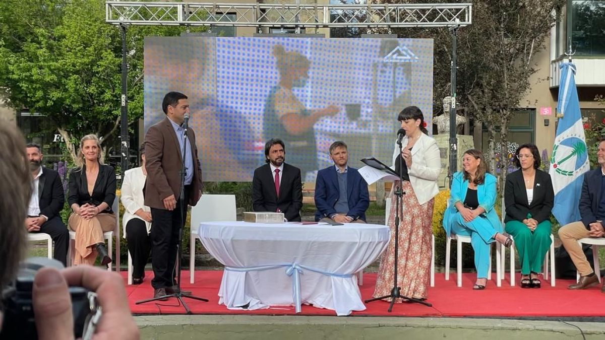 Saloniti, funcionarios y concejales asumieron sus cargos para el período 2023-2027