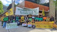 Marcha y reclamo de trabajadores del Parque Nacional Lanín