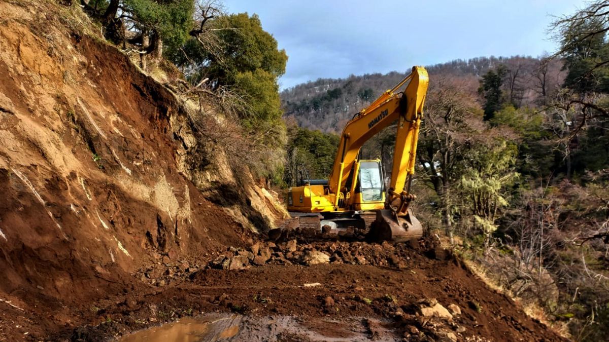 Iniciaron trabajos de reparación en el acceso a Quila Quina