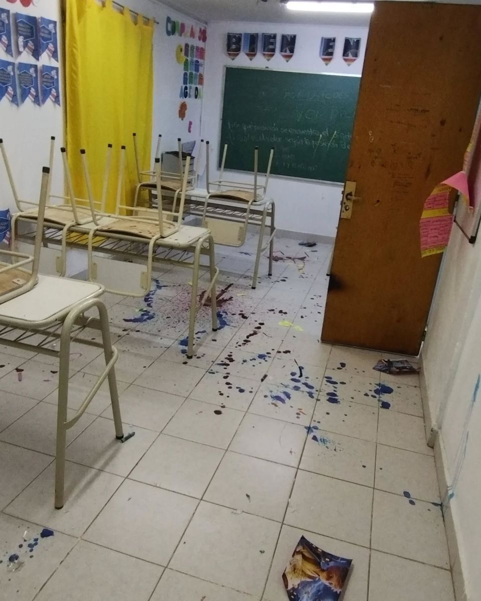 Vandalismo en la Escuela 146