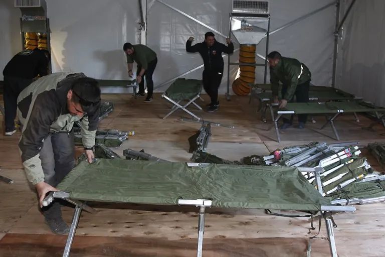 Provincia habilita un centro nocturno para personas en situación de calle en Ciudad Deportiva