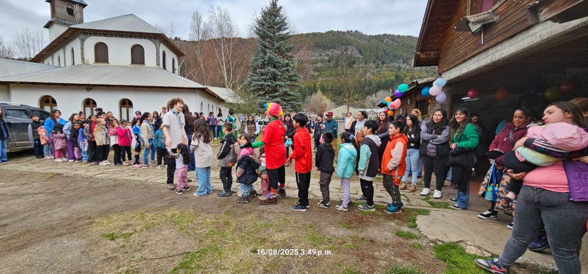 El Arenal celebró a lo grande el Día del Niño con juegos, teatro y regalos