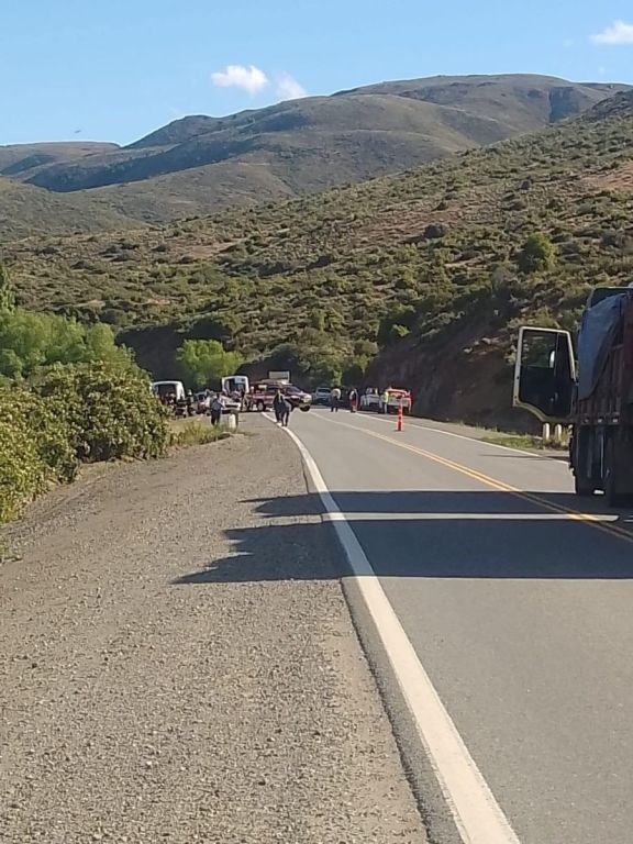 Corte total en la Ruta Nacional 237 por un siniestro vial en el ...