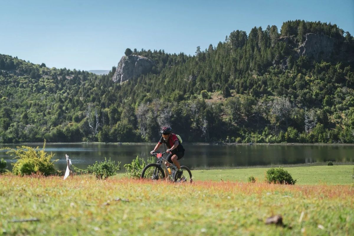 Cancelo y Guereña Araiz dominaron la Zona 5 MTB Race