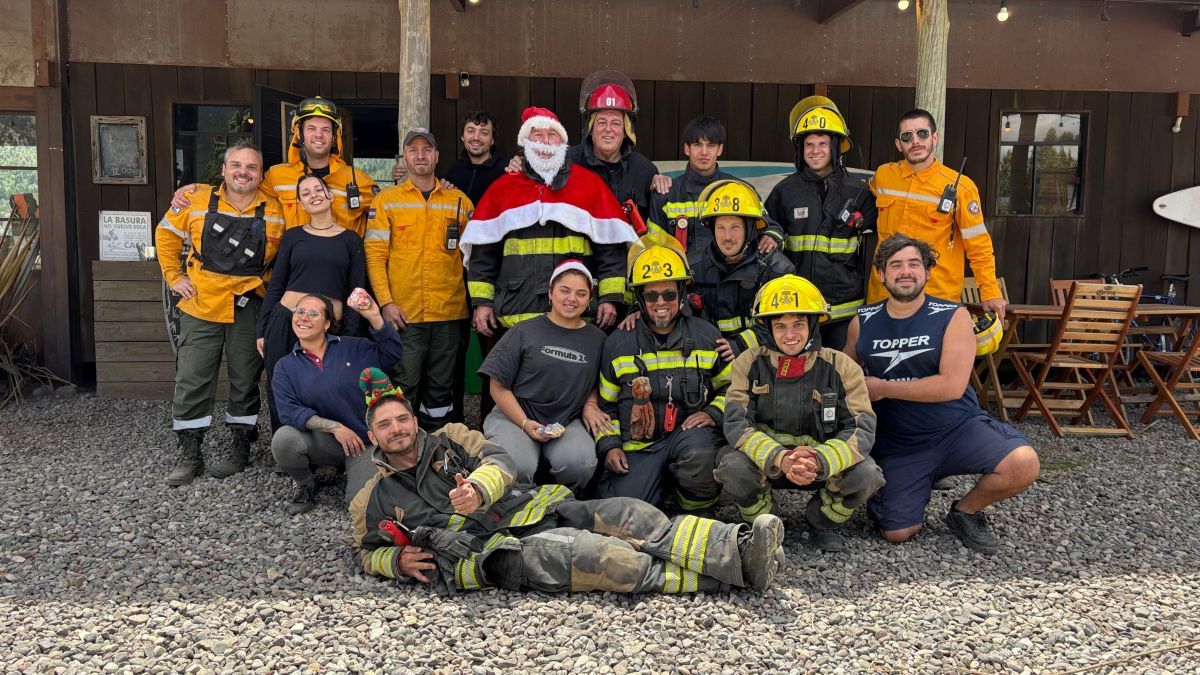 Papá Noel recorrió Meliquina, Lago Hermoso y Río Hermoso junto a los Bomberos