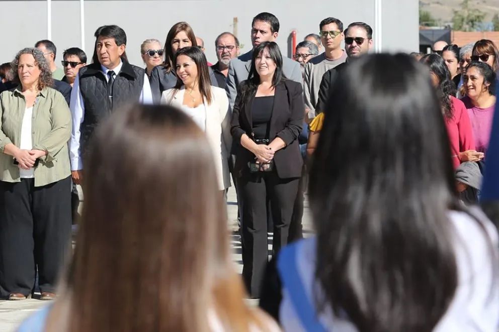 Inauguraron la nueva Escuela Primaria N° 153 en Junín de los Andes