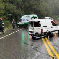 Choque en la Ruta de los Siete Lagos dejó solo daños materiales