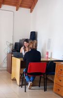 Brindan asesoramiento a migrantes en Cordones del Chapelco