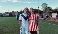 Delfina y Morena, las jóvenes sanmartinenses que debutaron en la Primera B de AFA