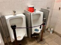 Persisten las críticas por el estado de los baños en el Paso Cardenal Samoré