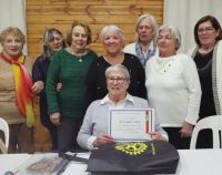 San Martín de los Andes: reconocimiento a María Angélica Alberdi por su trayectoria y compromiso comunitario