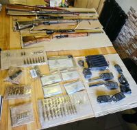 Doce allanamientos, ocho detenidos y droga secuestrada en Junín y San Martín