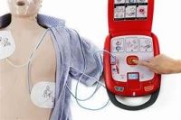 Instalan desfibrilador y la Terminal de Ómnibus se suma como zona cardioprotegida