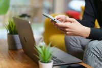 Neuquén lanzó un chatbot con inteligencia artificial para asistir a consumidores