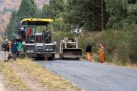 Provincia avanza con obras de mejora y repavimentación sobre la ruta 48 en San Martín de los Andes