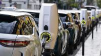 Proponen eximir del pago de patentes a autos eléctricos e híbridos en Villa La Angostura