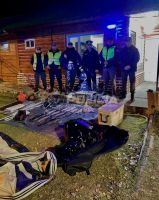 Secuestraron 16 truchas y equipos de pesca en un operativo sobre la Ruta 40