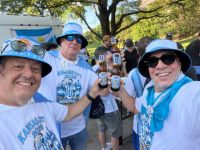De San Martín de los Andes a Alaska… con escala inesperada en el Mundial: la aventura de tres amigos que llegó hasta Kansas