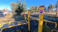 "Mamás en Acción" interviene espacios públicos en Villa La Angostura para visibilizar el consumo de drogas