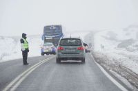 Coordinan un operativo de seguridad vial en el sur de Neuquén por el alerta meteorológico