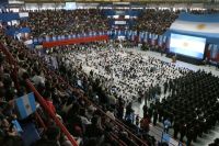 Más de 700 estudiantes neuquinos prometieron lealtad a la Bandera en un emotivo acto provincial