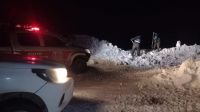 Rescataron a cinco turistas que quedaron varados tras ingresar a un camino cerrado hacia Villa Pehuenia