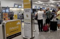 Flybondi suspendió a todo su personal de vuelo y profundiza su plan de reorganización