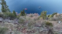 Ruta 40: un automóvil cayó al lago y se realiza un operativo de búsqueda